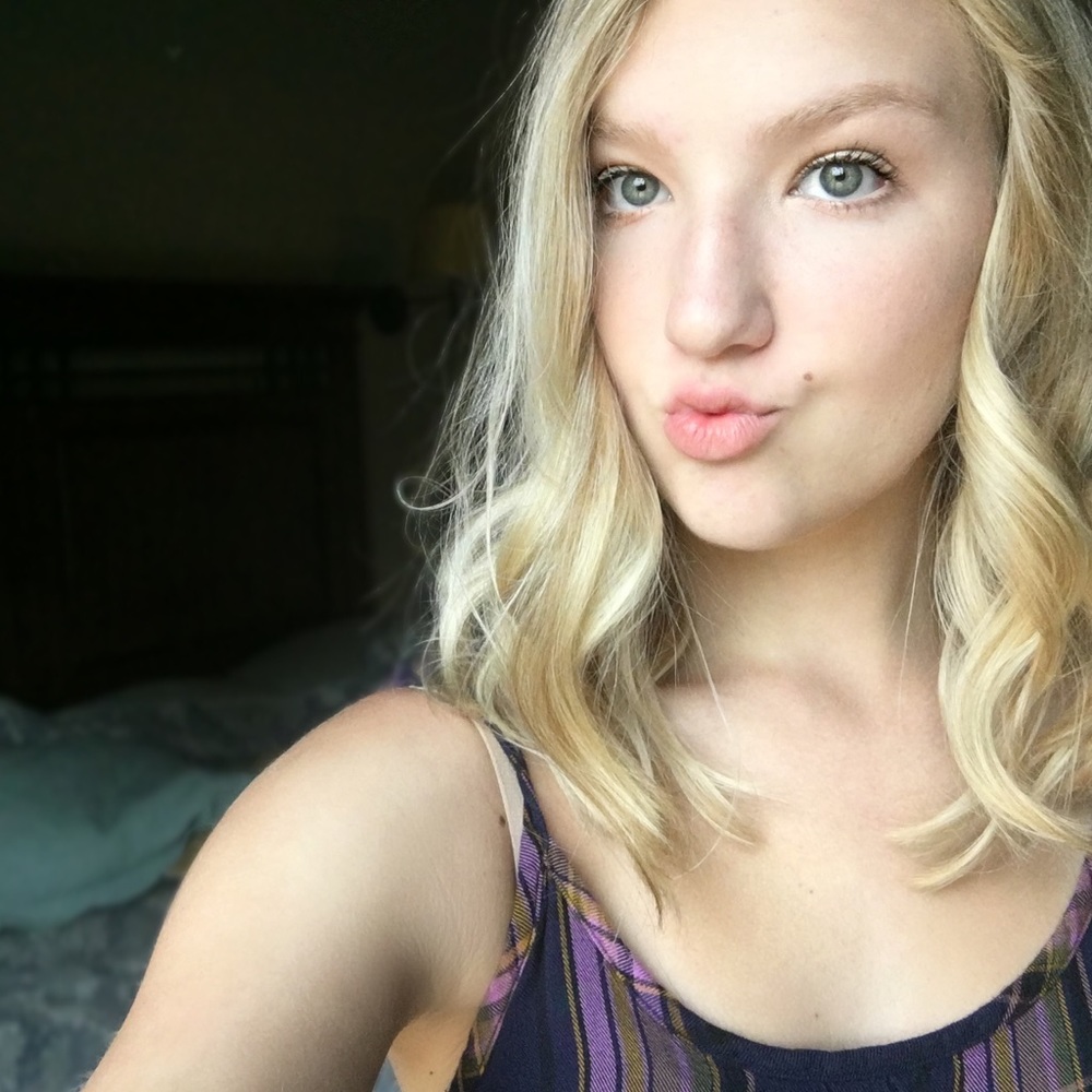 Meet your Posher, Jessica